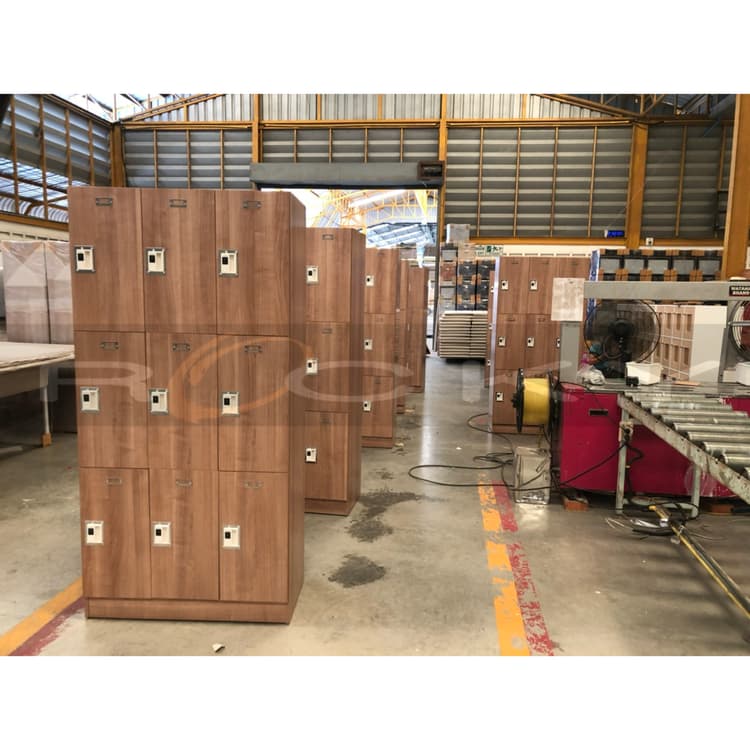 Humid-Resistant Wood Lockers (6)