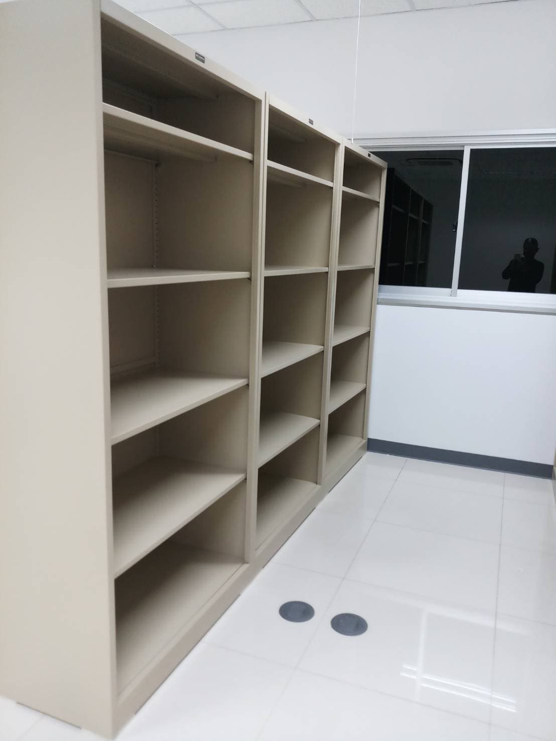 ตู้เหล็กโล่ง ROCKY LCH-690