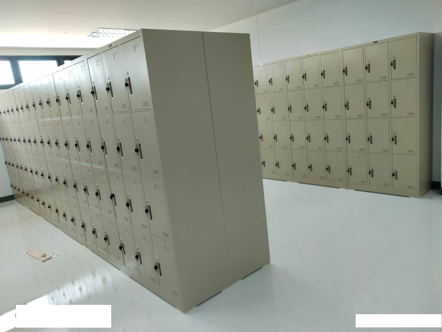 ตู้ล็อคเกอร์เหล็ก 12 ช่อง