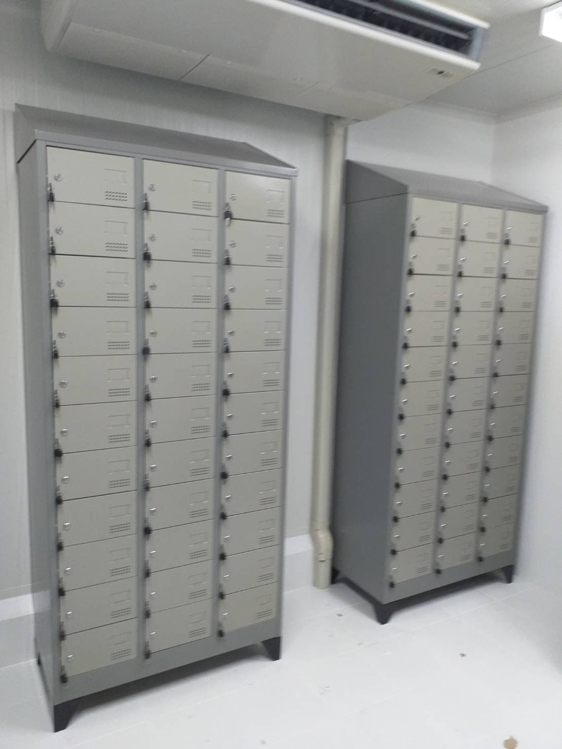 ตู้ล็อคเกอร์เหล็ก 33 ช่อง