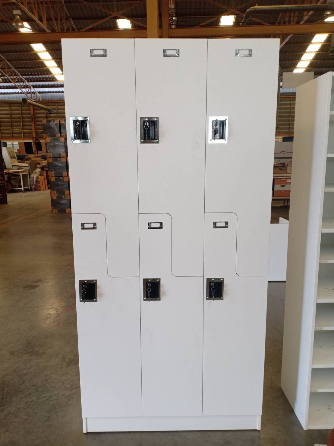 ตู้ล็อคเกอร์ไม้ 6 ช่อง ตัว Z