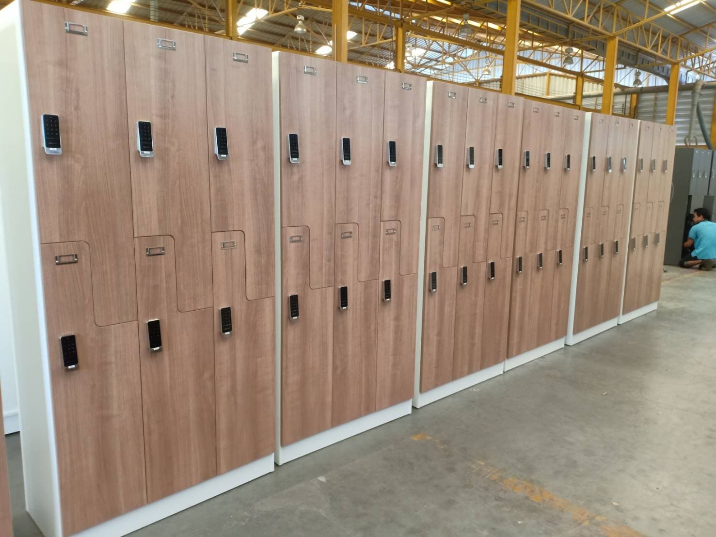 ตู้ล็อคเกอร์ไม้ 6 ช่อง ตัว Z