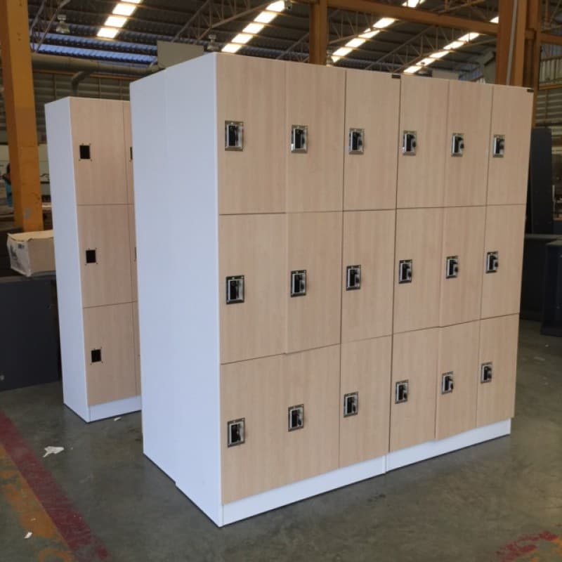 ตู้ล็อคเกอร์ไม้ 9 ช่อง