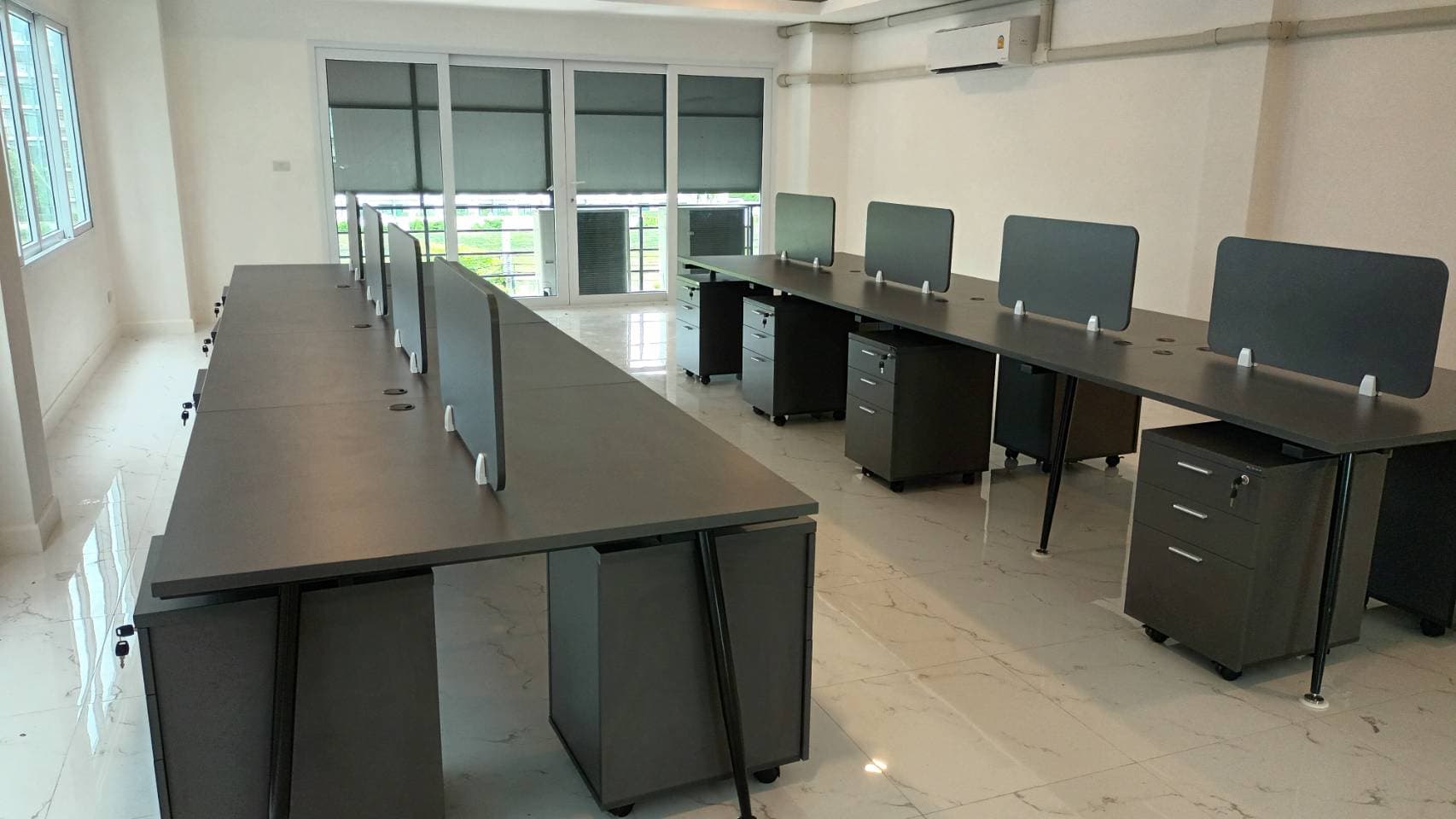 โต๊ะทำงานกลุ่ม 8 ที่นั่ง