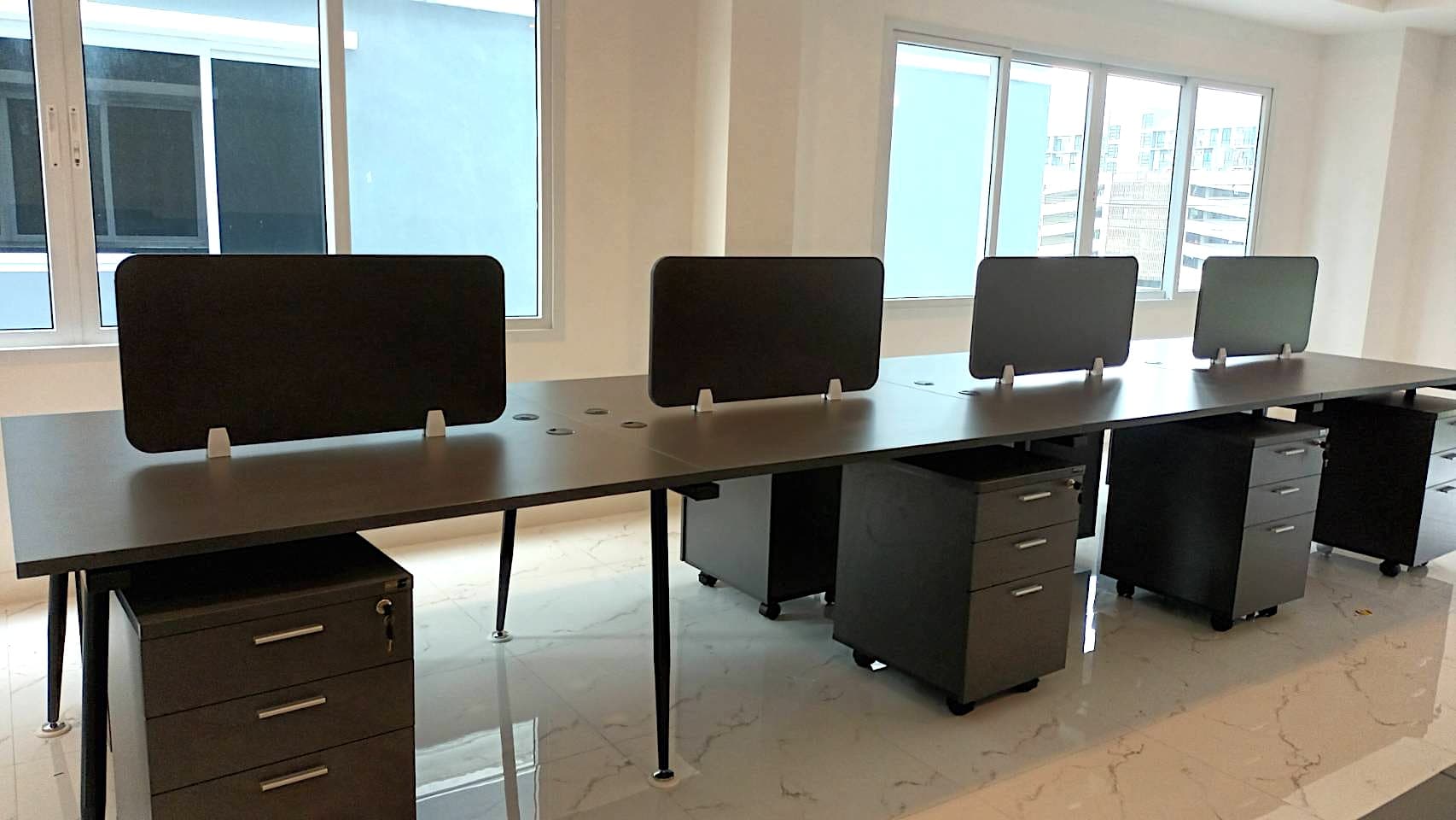 โต๊ะทำงานกลุ่ม 8 ที่นั่ง